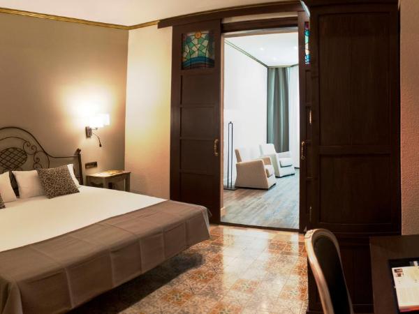 Hotel Diana : photo 2 de la chambre chambre familiale - vue sur mer