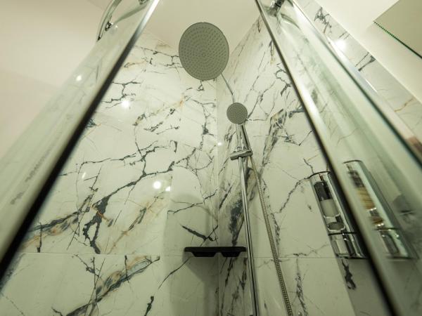 Elegant Apartments : photo 9 de la chambre chambre simple supérieure