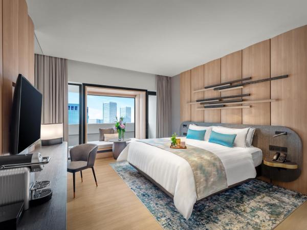 PARKROYAL COLLECTION Marina Bay, Singapore : photo 1 de la chambre hébergement lit king-size ou lits jumeaux club collection