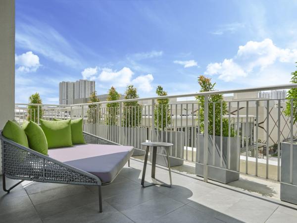 Hyatt Place Kuala Lumpur Bukit Jalil : photo 2 de la chambre chambre lit king-size avec balcon