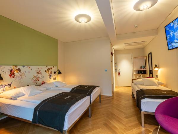 Boutique Hotel Bellevue : photo 5 de la chambre hébergement triple boutique - vue sur rivière