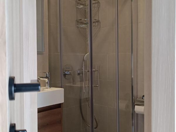 Hotel Plaza : photo 9 de la chambre chambre lits jumeaux avec vue