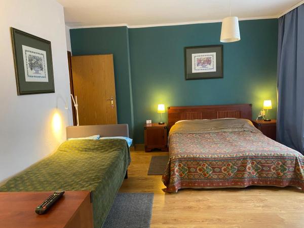 Pod Jeleńcem : photo 2 de la chambre chambre triple – vue sur montagne