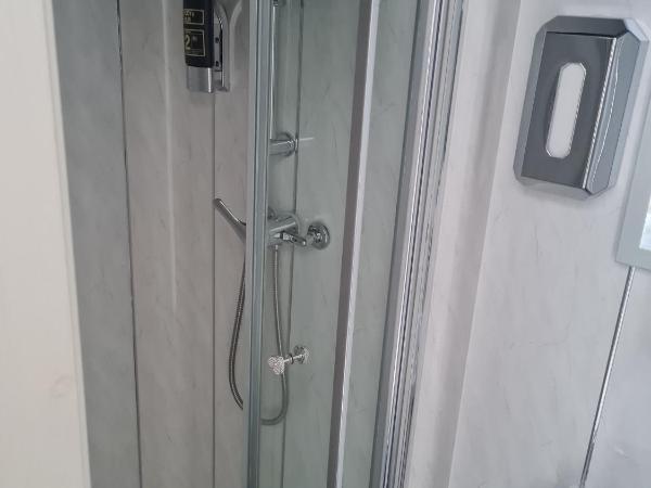 Queens Plaza Hotel : photo 1 de la chambre chambre simple - vue sur mer