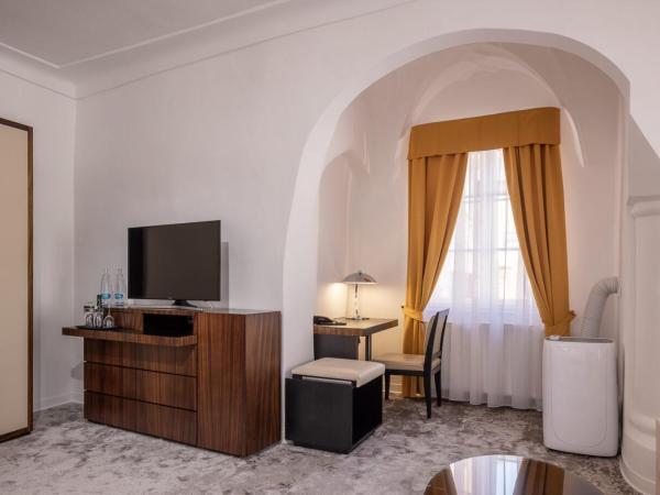 Bellevue Hotel Český Krumlov : photo 3 de la chambre suite exécutive