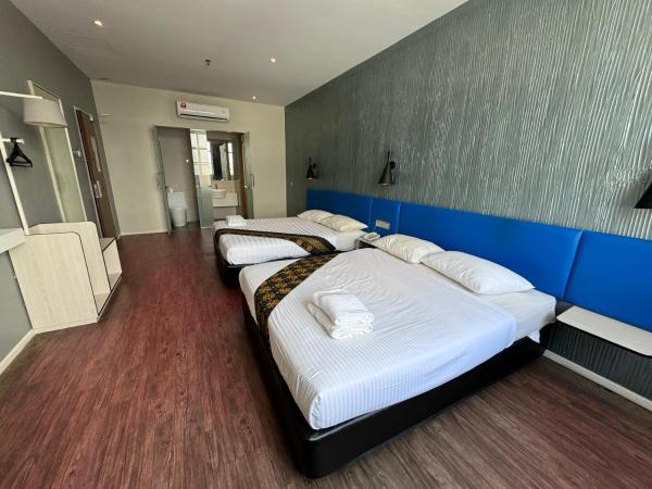 Win Win Boutique Hotel PD : photo 4 de la chambre family room window