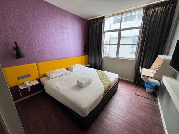 Win Win Boutique Hotel PD : photo 4 de la chambre chambre lit queen-size de luxe avec fenêtre