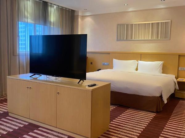 Park Inn by Radisson Shanghai Downtown : photo 1 de la chambre premium suite with king bed