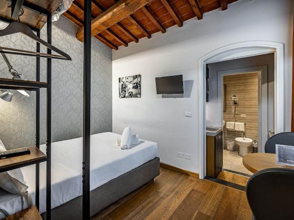 Martelli 6 Suite & Apartments : photo 2 de la chambre chambre double Économique