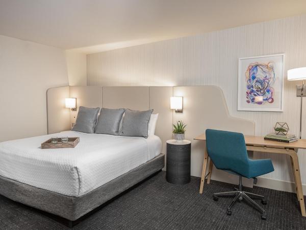 Crowne Plaza Atlanta Perimeter at Ravinia, an IHG Hotel : photo 5 de la chambre chambre lit king-size standard