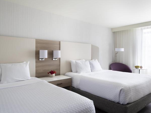 Crowne Plaza Atlanta Perimeter at Ravinia, an IHG Hotel : photo 8 de la chambre chambre standard avec 2 lits queen-size