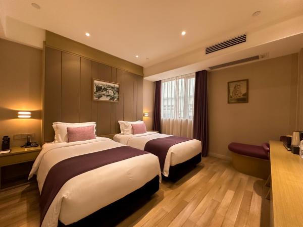 SHANGHAI-DECO Hotel-Free shuttle bus from Pudong Airport and Disneyland : photo 2 de la chambre chambre lit king-size deluxe