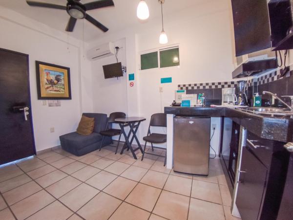 Hotel Suites Nadia Puerto Vallarta : photo 10 de la chambre studio