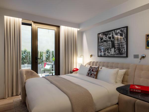 Virgin Hotels Edinburgh : photo 1 de la chambre chambre lit king-size avec patio/terrasse