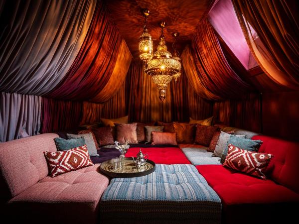 Virgin Hotels Edinburgh : photo 1 de la chambre suite kasbah tamadot