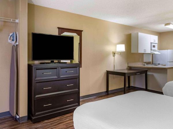 Extended Stay America Suites - Houston - Westchase - Richmond : photo 3 de la chambre studio avec 2 lits doubles - non-fumeurs