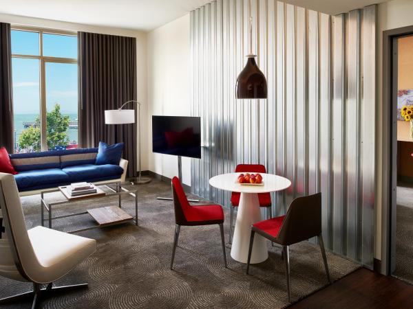 Hotel Zephyr San Francisco : photo 3 de la chambre suite lit queen-size – vue sur mer
