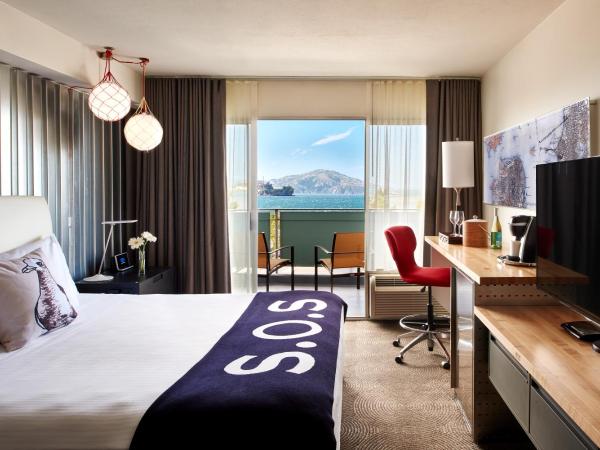 Hotel Zephyr San Francisco : photo 1 de la chambre hébergement lit king-size premium - front de mer