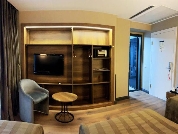 The Hotel Beyaz Saray & Spa - Special Category : photo 5 de la chambre chambre triple standard - vue sur atrium