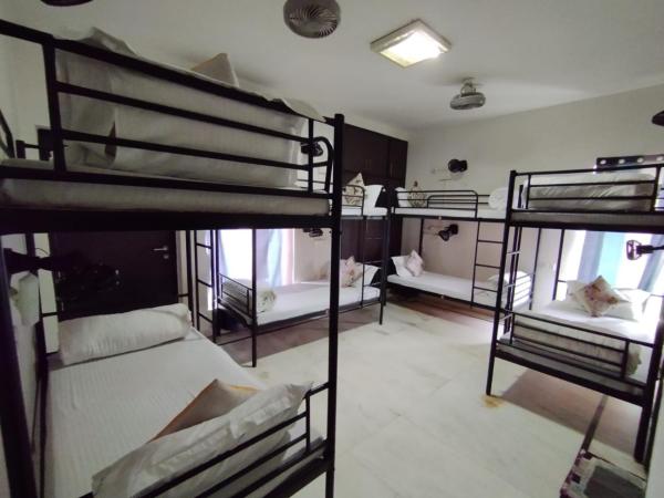 A Sleepy Fox Hostel : photo 3 de la chambre lit dans dortoir mixte de 8 lits 