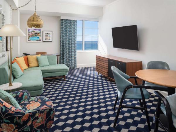 The Confidante Miami Beach, part of Hyatt : photo 3 de la chambre suite with balcony - oceanfront