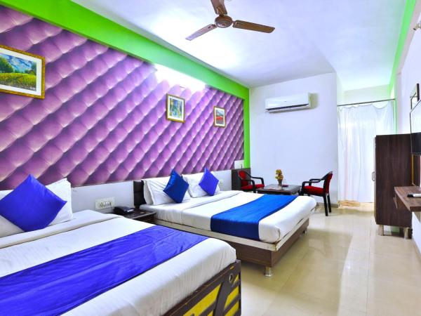 Hotel Nilkanth,Ahmedabad : photo 1 de la chambre chambre familiale