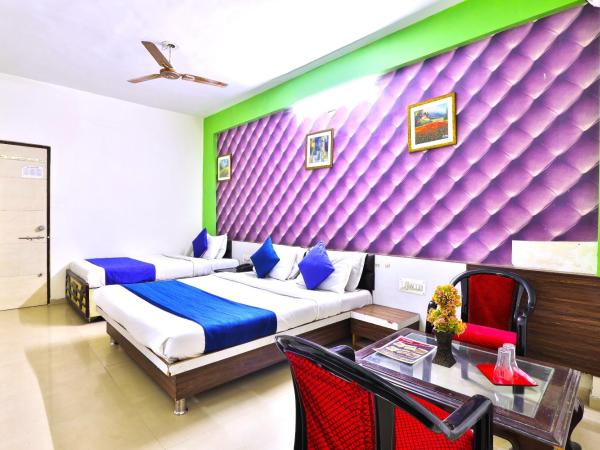 Hotel Nilkanth,Ahmedabad : photo 3 de la chambre chambre familiale