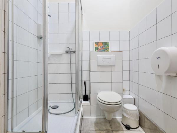 Ambiente Hostel : photo 9 de la chambre lit dans dortoir mixte de 8 lits