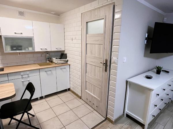 Pod Czereśnią : photo 5 de la chambre appartement - vue sur jardin