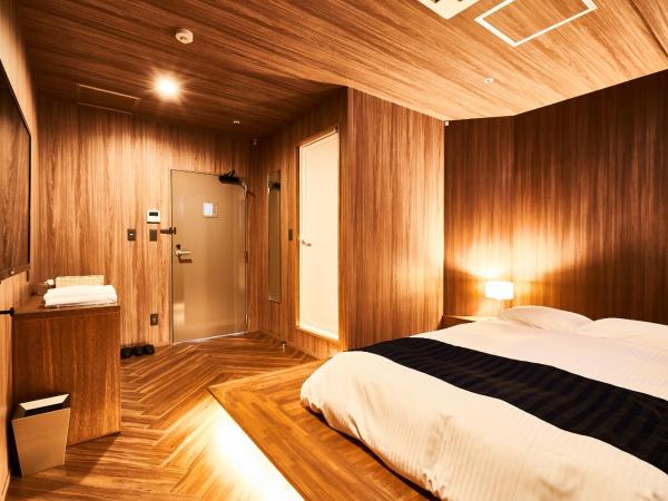 &AND HOSTEL HOMMACHI EAST : photo 1 de la chambre chambre double supérieure