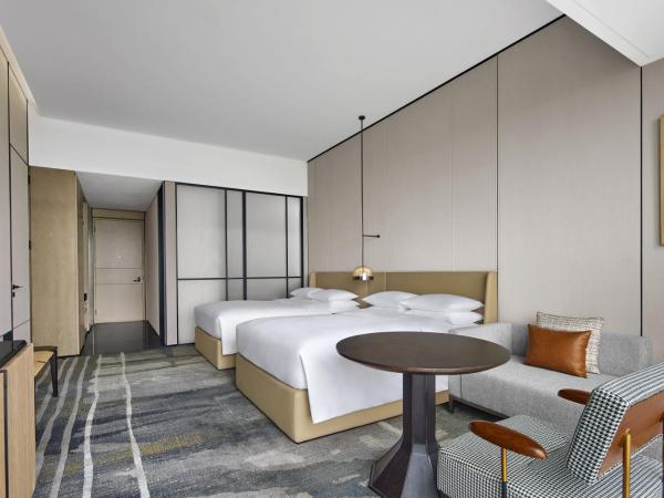 Sheraton Chengdu Pidu : photo 4 de la chambre chambre lits jumeaux premium - vue sur ville