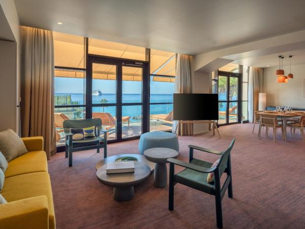 Résidence Les Embruns & Spa : photo 1 de la chambre appartement - vue sur mer