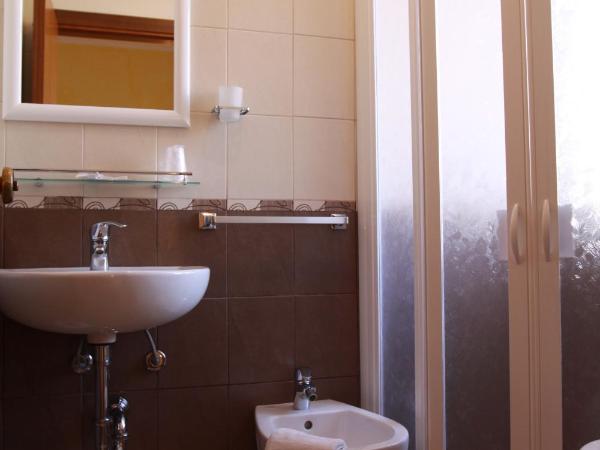 Hotel Arabesco : photo 4 de la chambre chambre double ou lits jumeaux