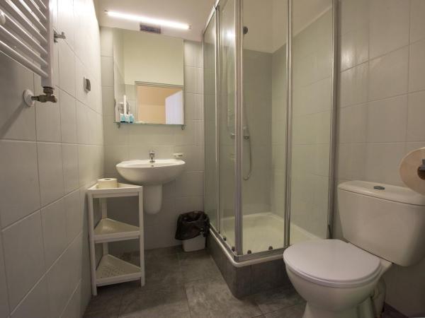 Hotel Miramar : photo 1 de la chambre chambre simple Économique