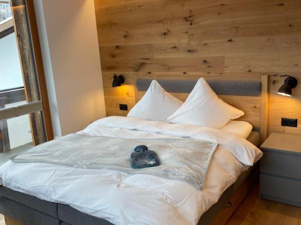 Boutique Lodge Spycher : photo 1 de la chambre chambre lit queen-size avec balcon