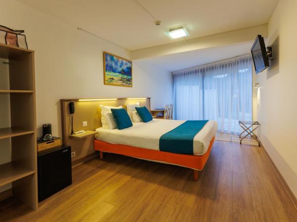 Logis Hôtel Le Rochelois : photo 5 de la chambre chambre double standard