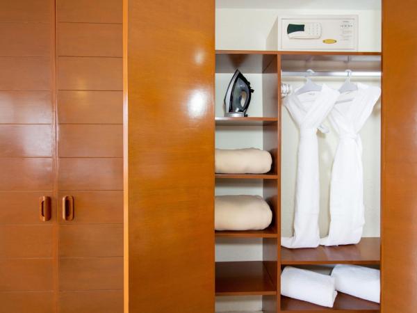 Plaza Pelicanos Grand Beach Resort All Inclusive : photo 5 de la chambre studio