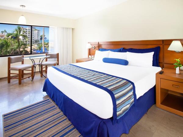 Plaza Pelicanos Grand Beach Resort All Inclusive : photo 4 de la chambre suite 2 chambres