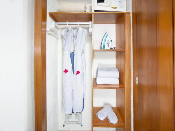 Plaza Pelicanos Grand Beach Resort All Inclusive : photo 2 de la chambre suite 2 chambres