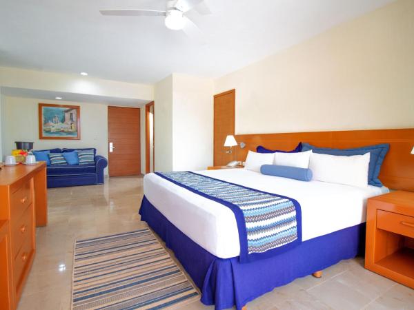 Plaza Pelicanos Grand Beach Resort All Inclusive : photo 1 de la chambre chambre lit king-size