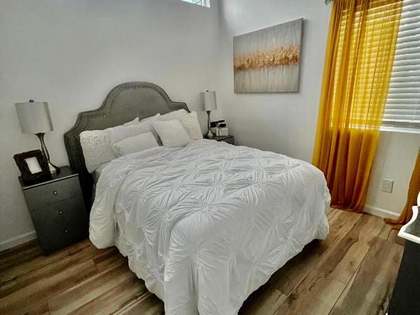 New 2 Bed/1 Bath Private Luxury Guest House : photo 1 de la chambre chambre double deluxe