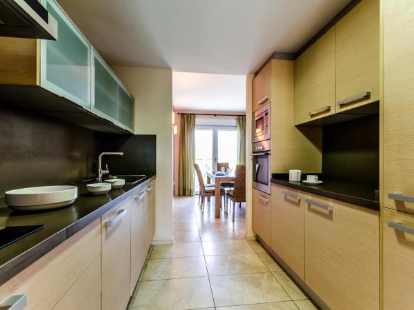 El Plantío Golf Resort : photo 4 de la chambre appartement familial (rez-de-chaussée)