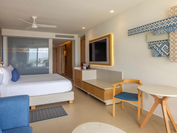 Royalton Splash Riviera Cancun, An Autograph Collection All-Inclusive Resort : photo 1 de la chambre suite junior de luxe 2 chambres