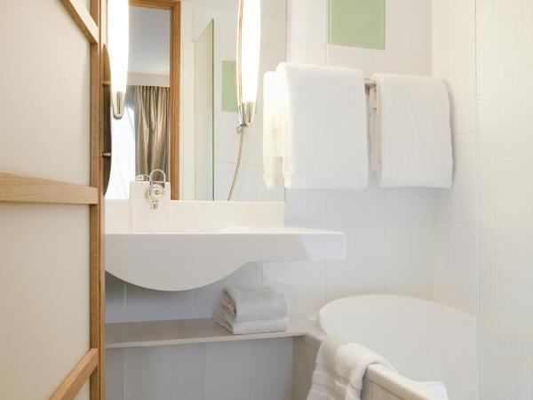 Novotel Paris Centre Tour Eiffel : photo 6 de la chambre chambre lits jumeaux classique