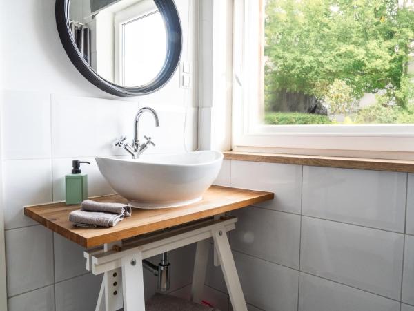 Hostel & Apartments Kołobrzeg : photo 7 de la chambre studio lit king-size deluxe