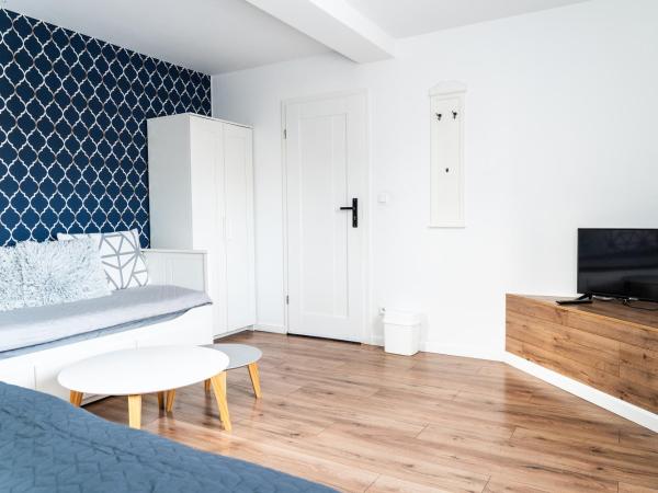 Hostel & Apartments Kołobrzeg : photo 4 de la chambre studio lit king-size deluxe