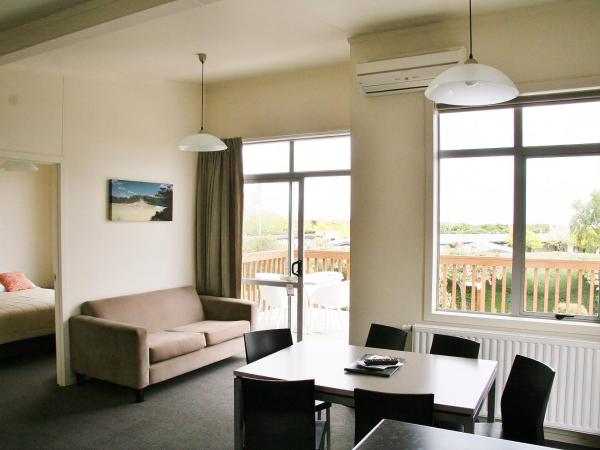 Taupo Debretts Spa Resort : photo 4 de la chambre chambre familiale