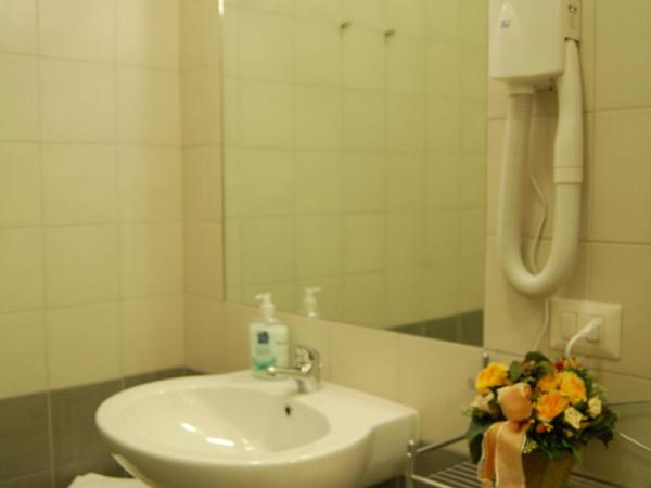 Bella Cagliari B&B : photo 2 de la chambre chambre double deluxe