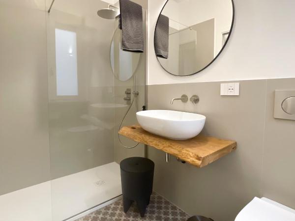 ALBORGOCOLLEGIOMARIALUIGIA : photo 4 de la chambre chambre deluxe double ou lits jumeaux