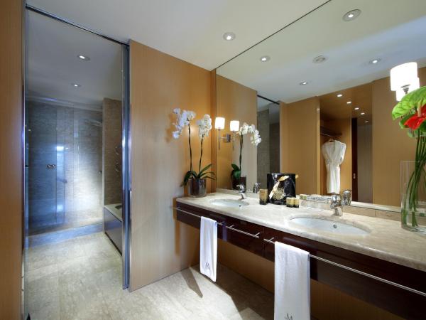 Eurostars Grand Marina Hotel GL : photo 2 de la chambre suite - vue sur ville